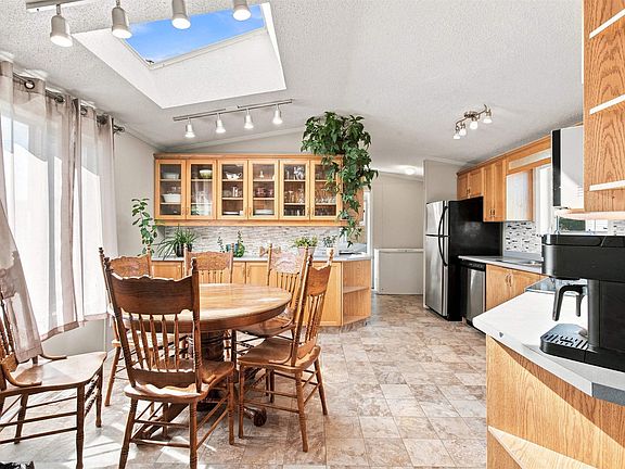 4th image of 5508 55th St #89