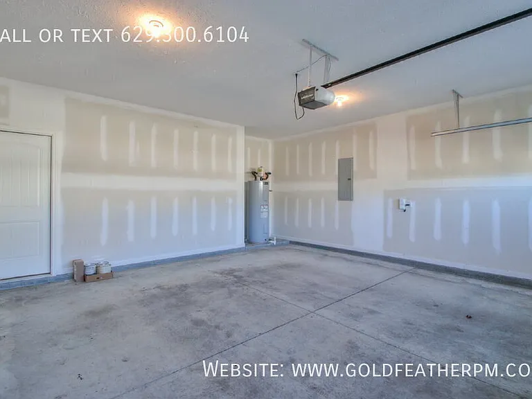 3365 Tourmaline Dr — Photo 32