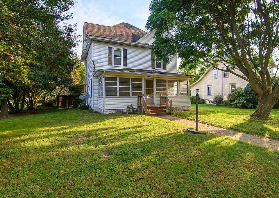 1st image of 24283 Callen St