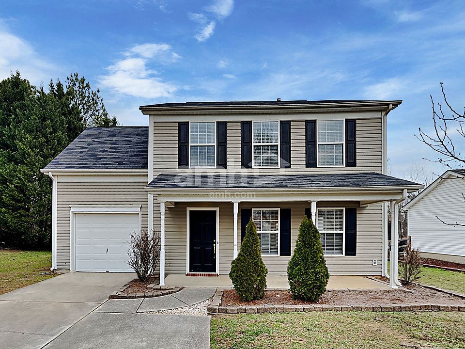 1st image of 158 Brantley Place Dr