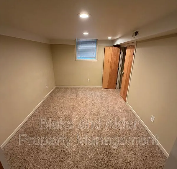 5226 SE Clinton St — Photo 18