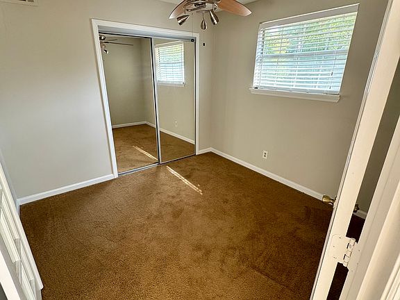 2nd image of 219 Saint Andrews Ct