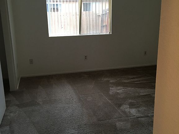 4th image of 32021 Avenue E APT 1
