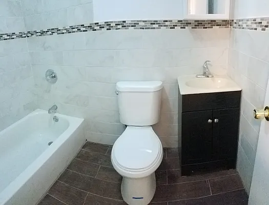 Rented by (Legacy) NY Quality Living Uptown | media 9