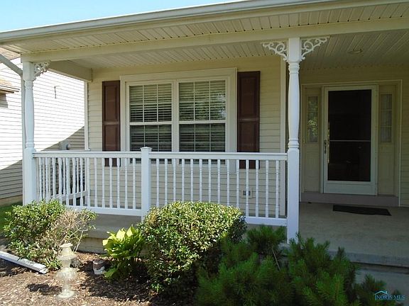 3rd image of 7026 Longwater Dr