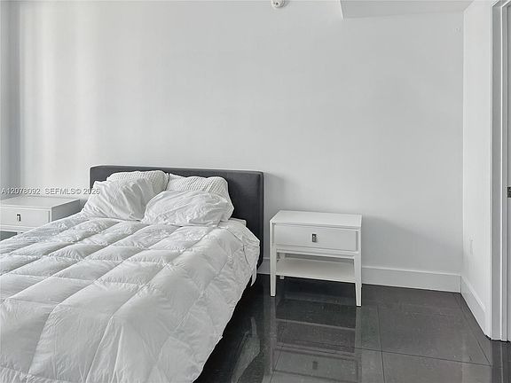 5th image of 92 SW 3rd St APT 2602