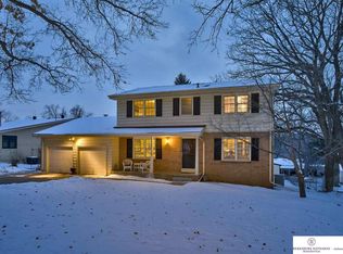 3710 S 96th St, Omaha, NE 68124