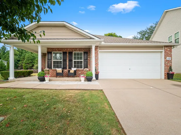 2732 Miranda Dr, Murfreesboro, TN 37128