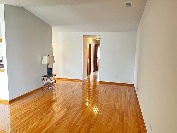 2nd image of 9138 W 95th St APT 3A