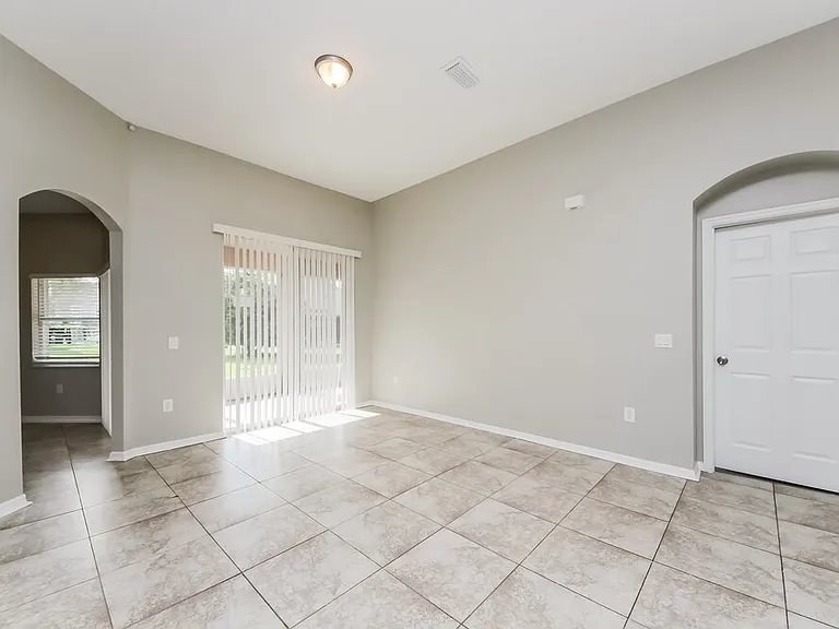 4204 Lugano Ct — Photo 10