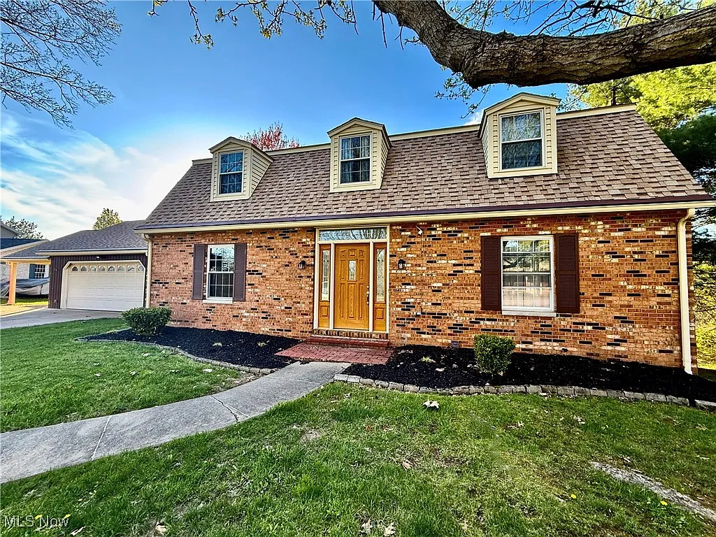 21 Ashwood Dr photo 1