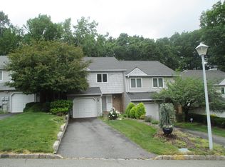 188 Patriots Rd, Morris Plains, NJ 07950