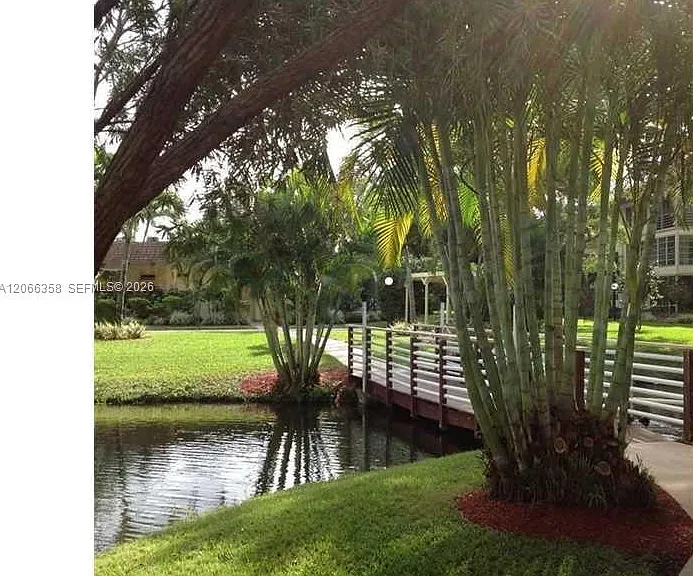 5181 W Oakland Park Blvd #312 — Photo 9