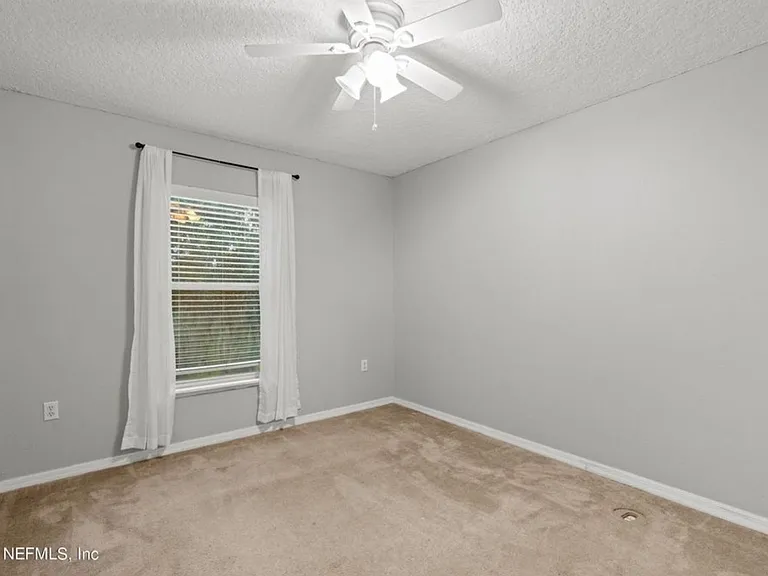 11565 Hickory Oak Dr — Photo 21