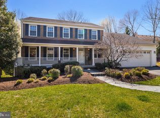 8993 Shadowlake Way, Springfield, VA 22153