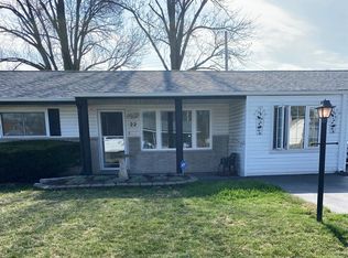 22 Blanchette Dr, Florissant, MO 63031
