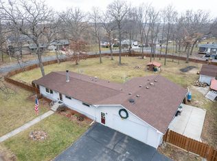 W1064 Golden Glow Rd, Genoa City, WI 53128