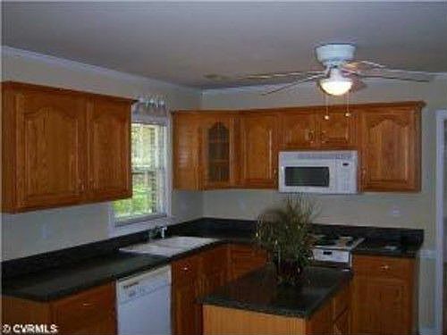 2nd image of 1905 Flintwood Dr