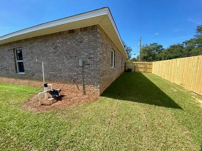 422 Little John Rd — Photo 41