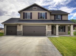 1225 E 15th North St, Mountain Home, ID 83647
