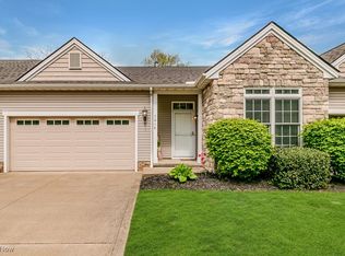1014 Cutters Creek Dr, South Euclid, OH 44121