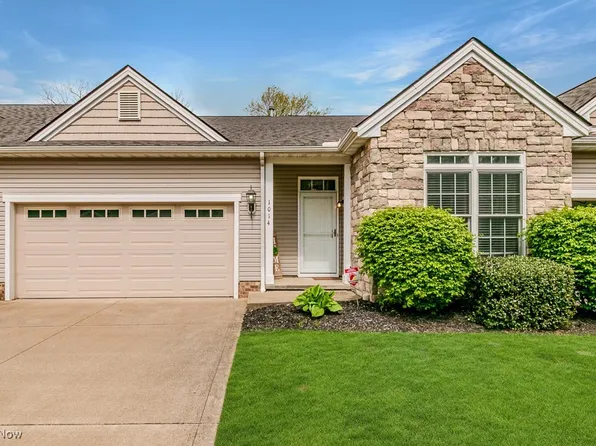 1014 Cutters Creek Dr, South Euclid, OH 44121