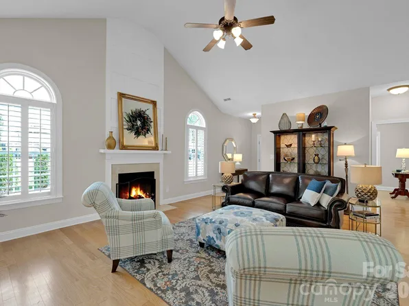 793 Seipel Dr, Denver, NC 28037