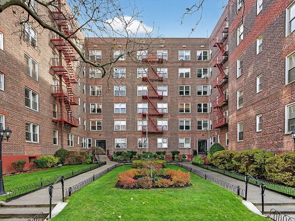 6801 Shore Rd APT 2N, Brooklyn, NY 11220