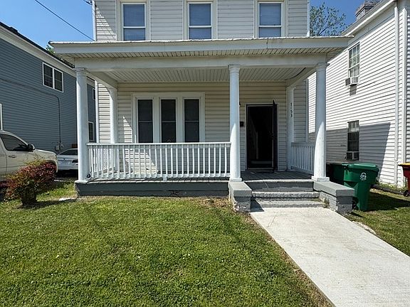 2nd image of 1153 W Washington St