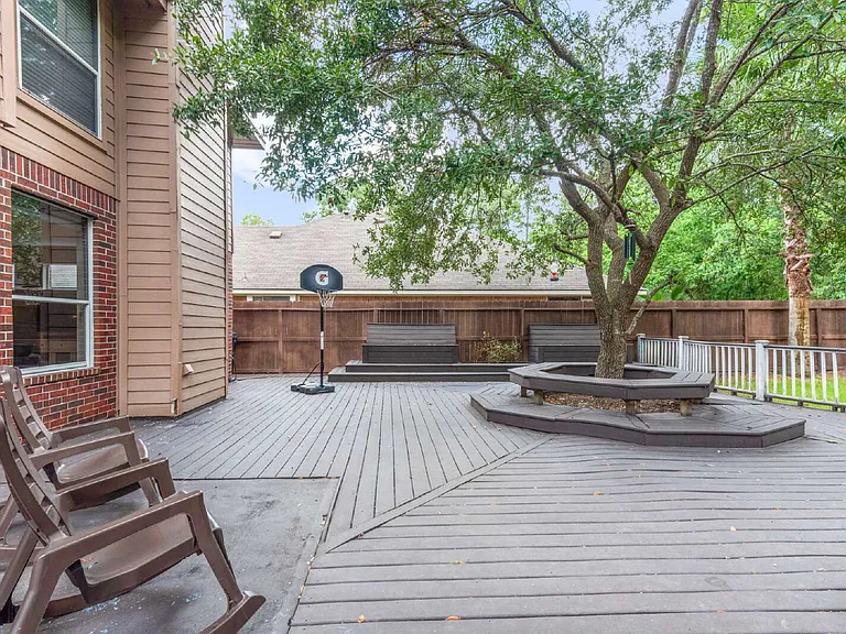 14618 Oxwick Cir — Photo 21