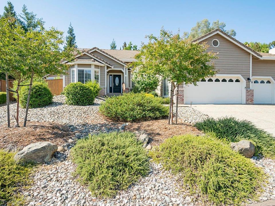 1st image of 2529 Country Club Dr
