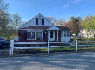 19 Marshall St, Chelmsford, MA 01824