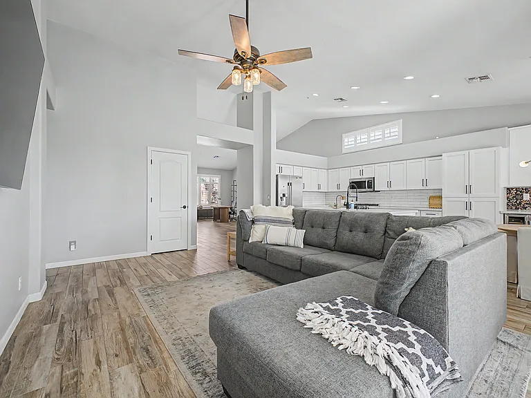 14736 N 100th Pl — Photo 15