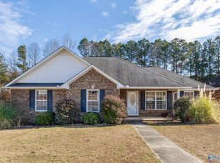 2706 Park Ave NW, Hartselle, AL 35640