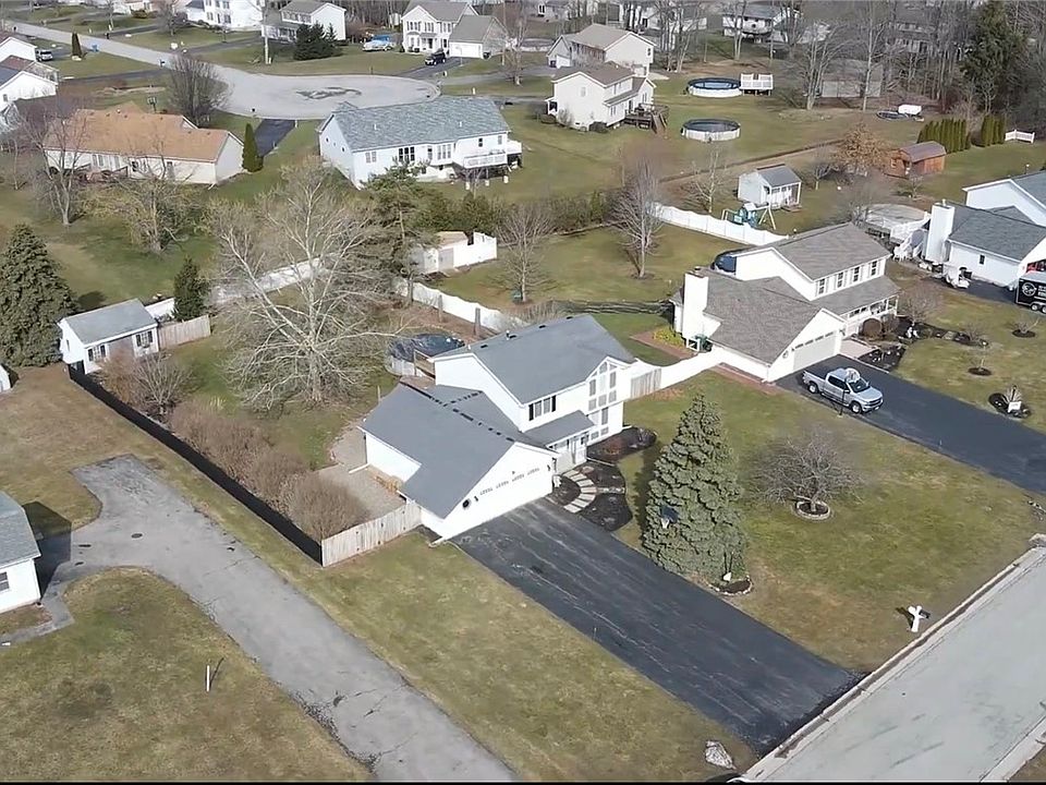 2124 Stonehedge Dr, Ontario, NY 14519 Zillow