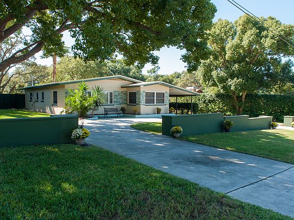 House front circle driveway