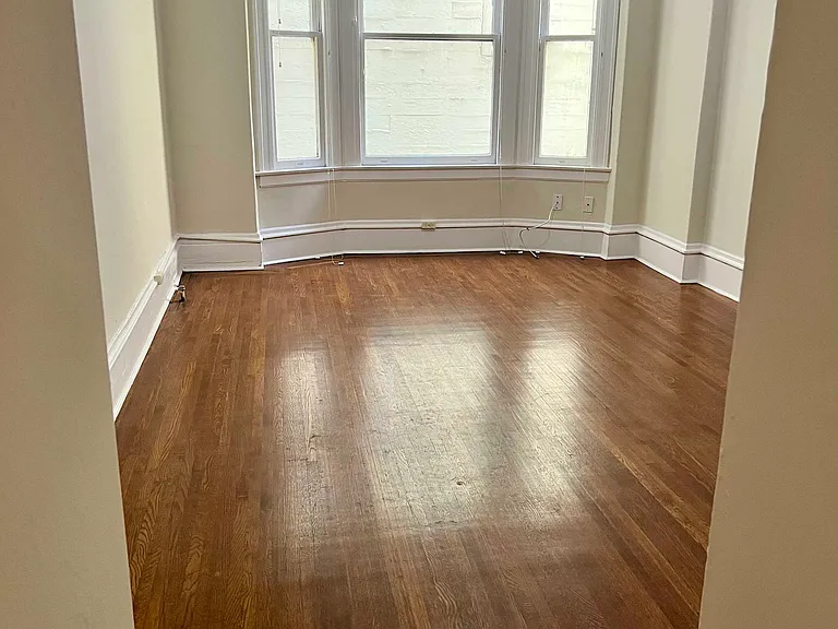 1105 Bush Street — Photo 3