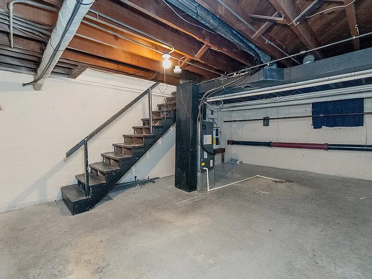 Full Basement