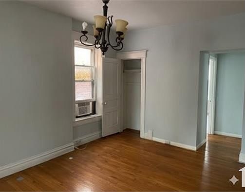2nd image of 3318 Itaska St