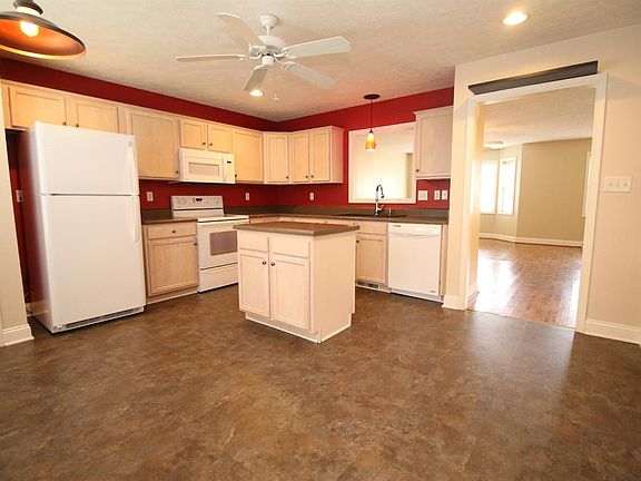 4th image of 719 Wyndhurst Dr Lot 21