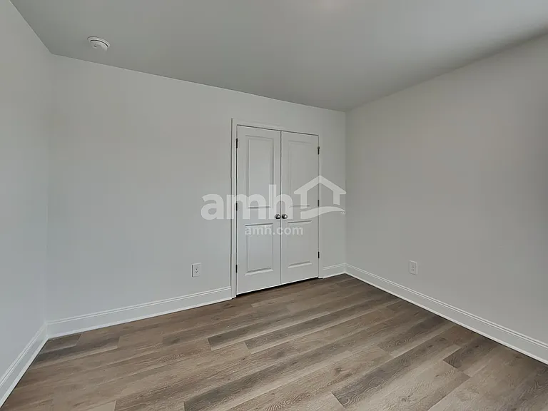 338 Golucke Way — Photo 20
