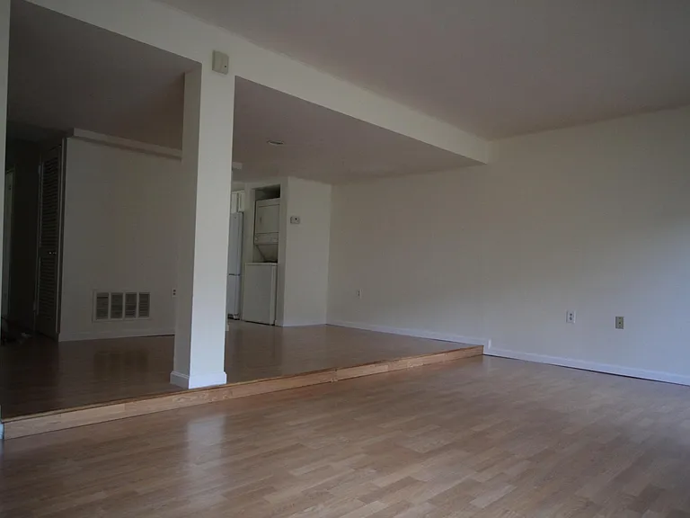 9518 Horizon Run Rd — Photo 6