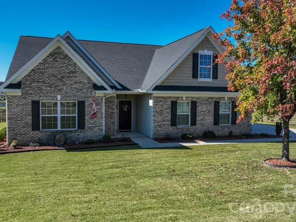 1004 Stoney Ford Ln, Indian Trail, NC 28079