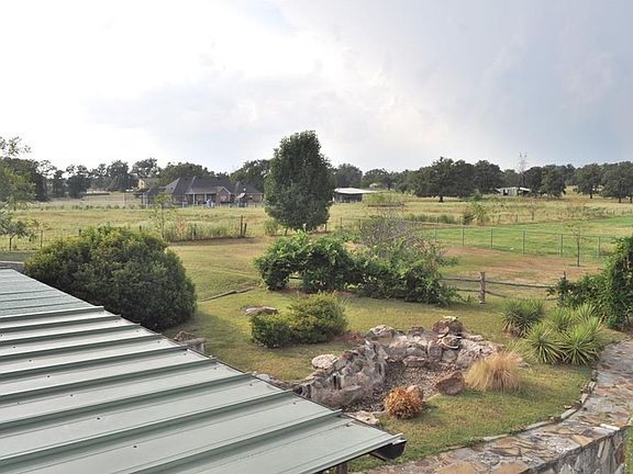3rd image of 463 County Road 2300