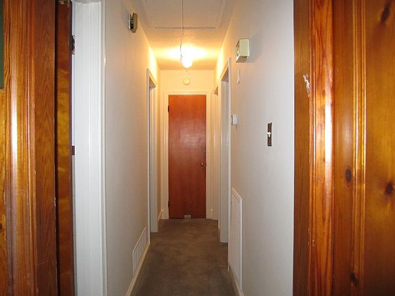 Hallway to Bedrooms