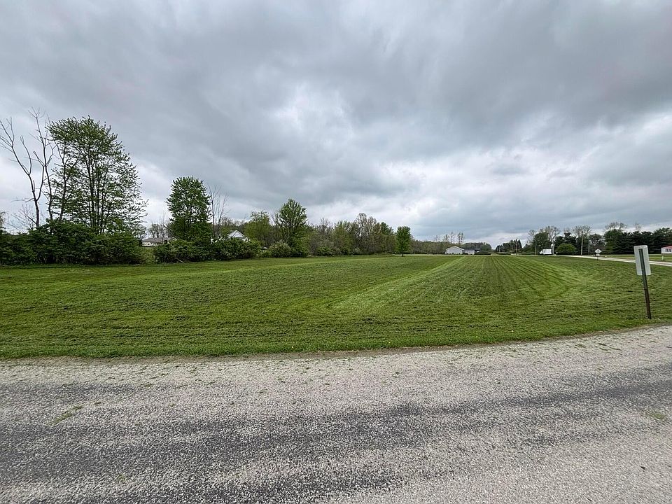 2nd image of 4732 Township Road 112