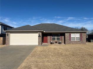 3280 Laurel Spring Cv, Springdale, AR 72762