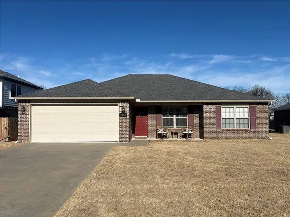 3280 Laurel Spring Cv, Springdale, AR 72762