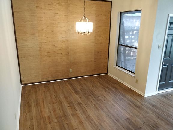 5th image of 2535 Turkey Oak St