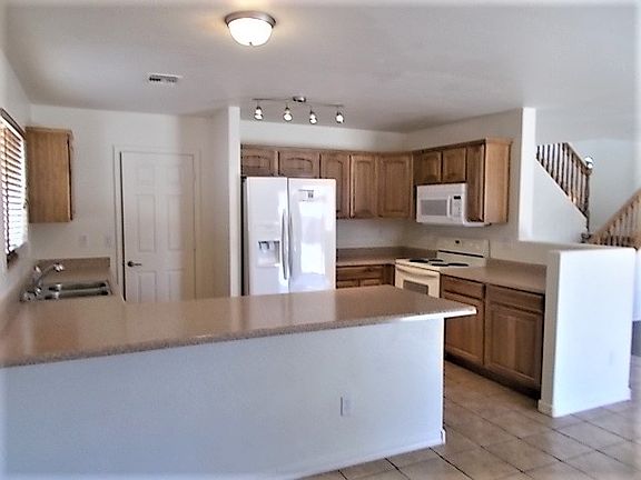 4th image of 8620 W Superior Ave